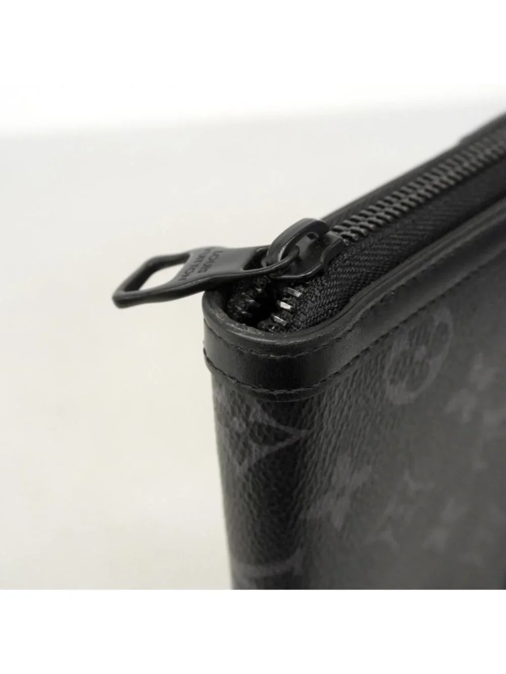Louis Vuitton Wallet Monogram Eclipse zippy Black